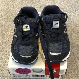 New Balance Infant Boys Sneakers size 5 XW